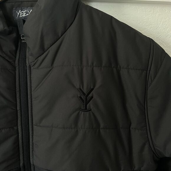 Yee Yee Men’s Medium Black Puffer Quilted Jacket Full Zip Insulated - Picture 3 of 7